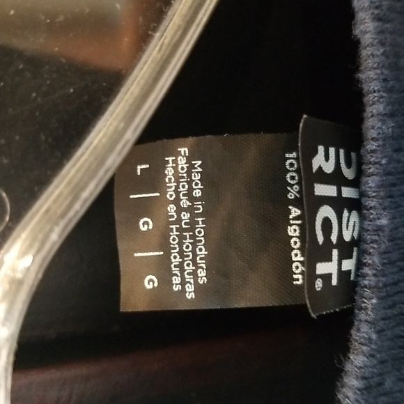 The Concert Tee District Navy Crewneck Tshirt Size Large - Picture 4 of 12